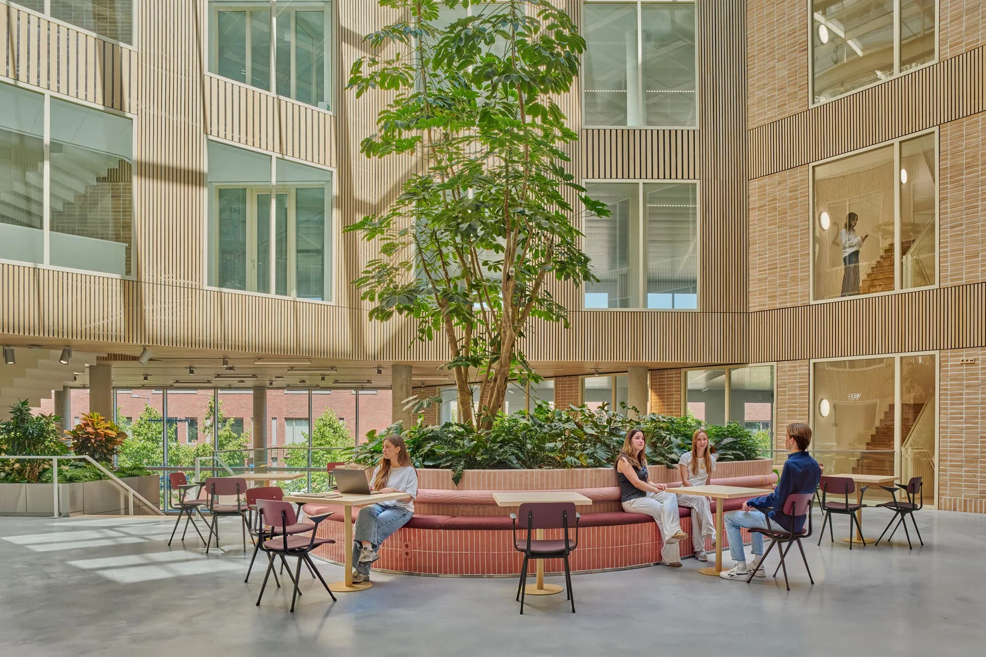 5tracks-atrium-architectuur-1