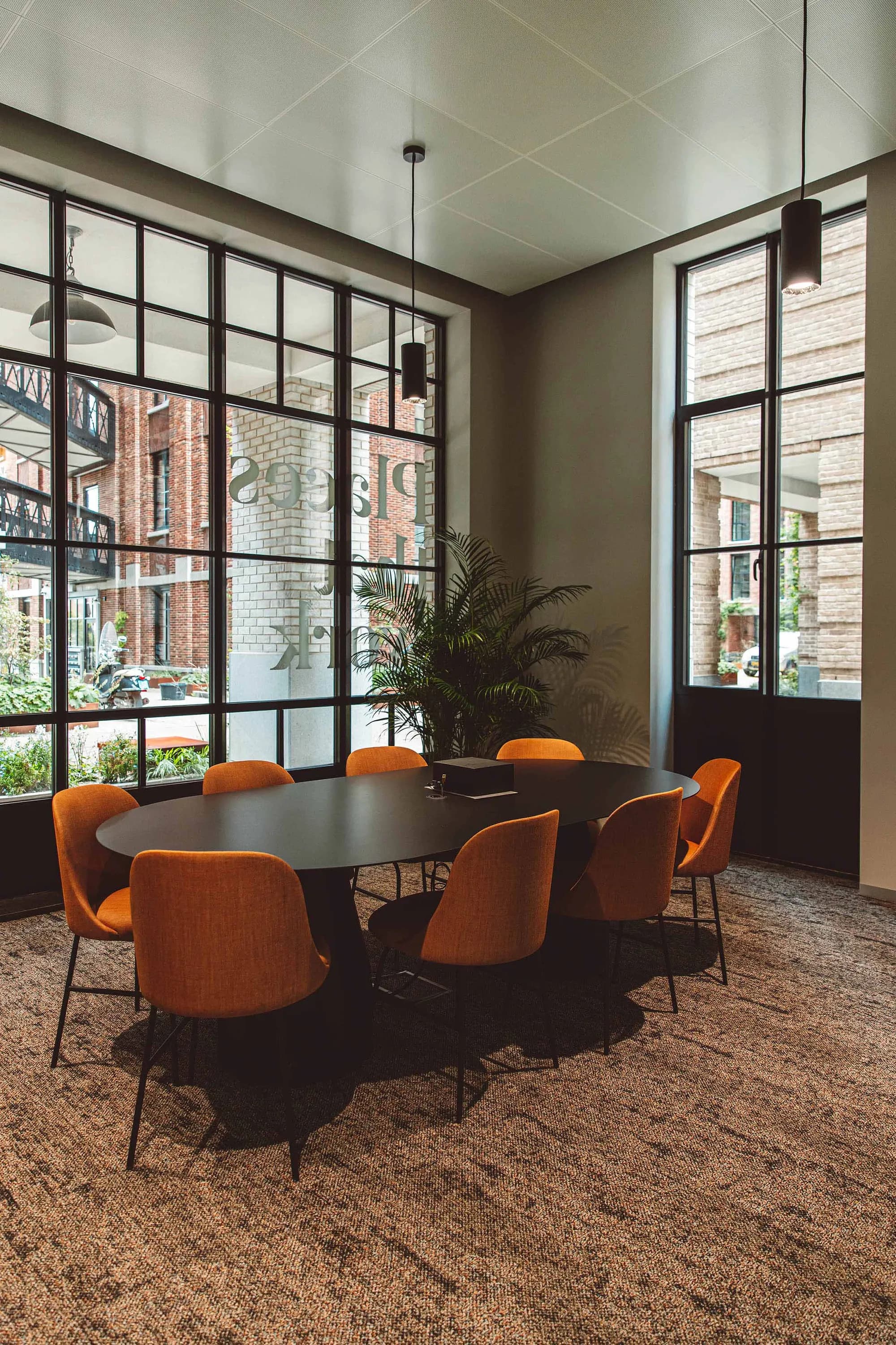 littlec meetingroom offices